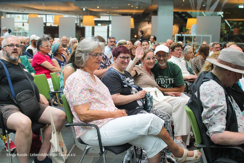 vernissage_behindArt_blau_ist_auch_bund_darmstadt_15072026-34