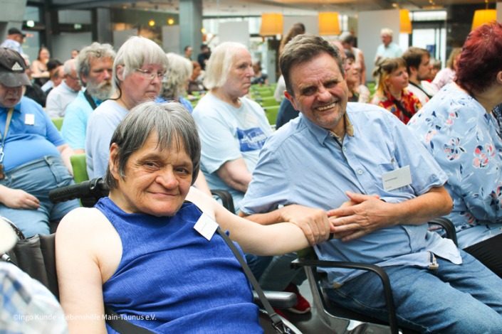 vernissage_behindArt_blau_ist_auch_bund_darmstadt_15072026-42